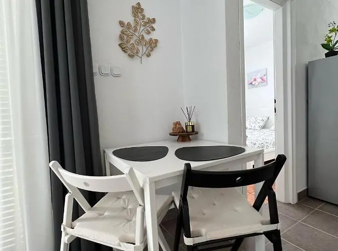 By The Sea - 21634 Appartement Rogoznica (Sibenik-Knin)